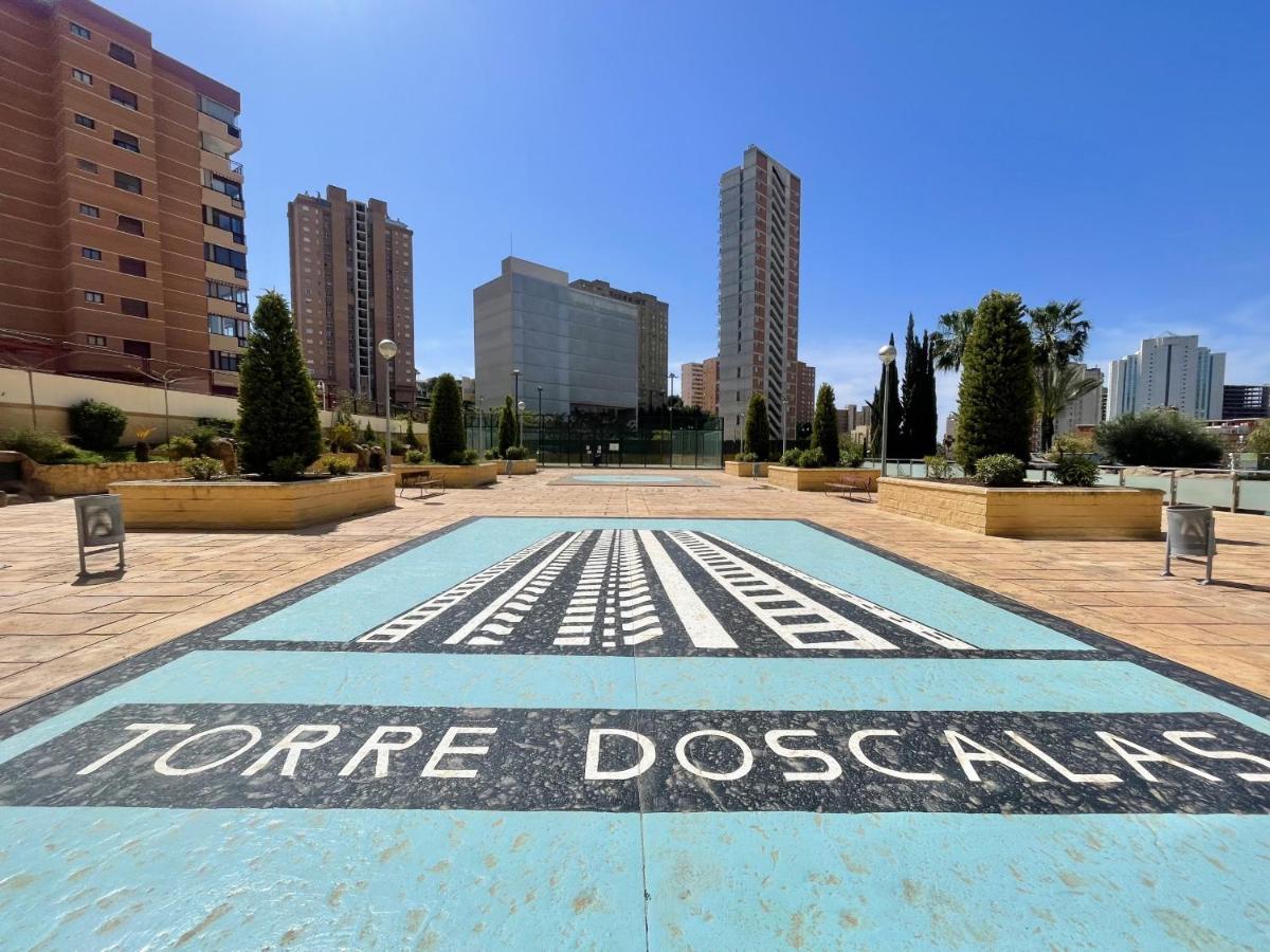 Torre Doscalas Poniente Benidorm Bagian luar foto