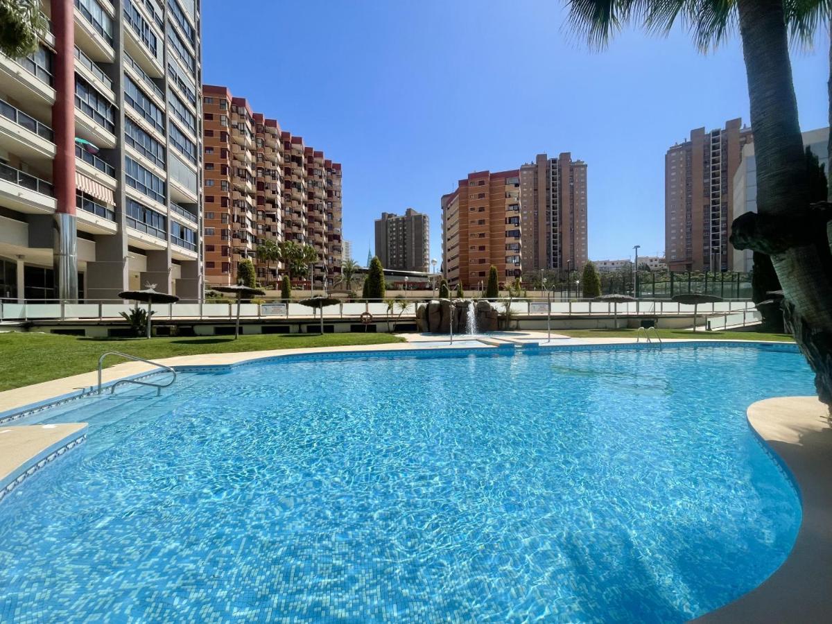 Torre Doscalas Poniente Benidorm Bagian luar foto